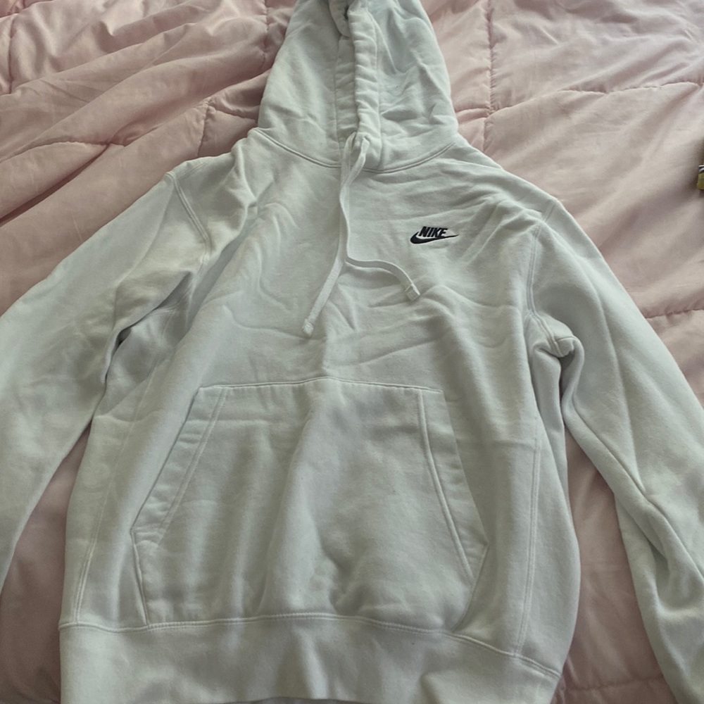 nike hoodie sweatshirt